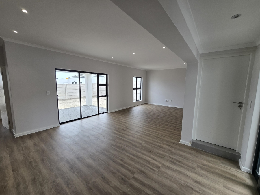 To Let 3 Bedroom Property for Rent in Haasendal Western Cape